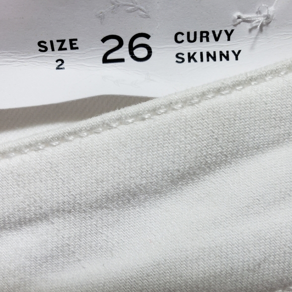 Loft Curvy Skinny Fit White Ankle Length Slim Pockets NWT - Picture 4 of 7